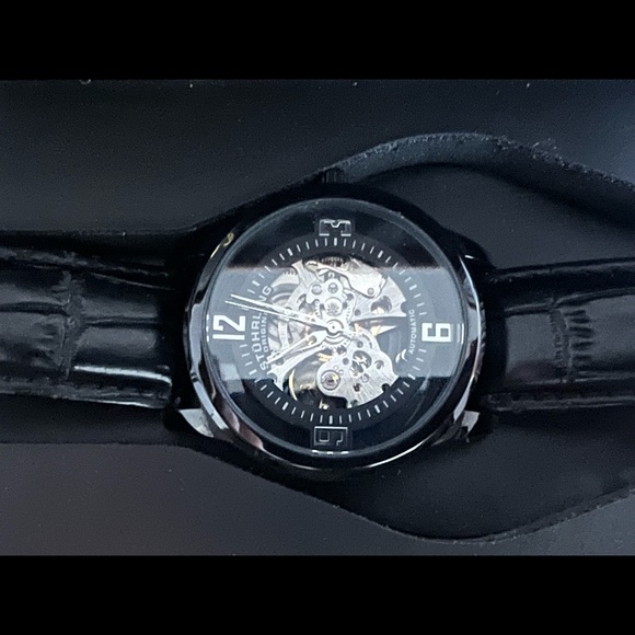 STÜHRLING Automatic wrist watch - Picture 2 of 5